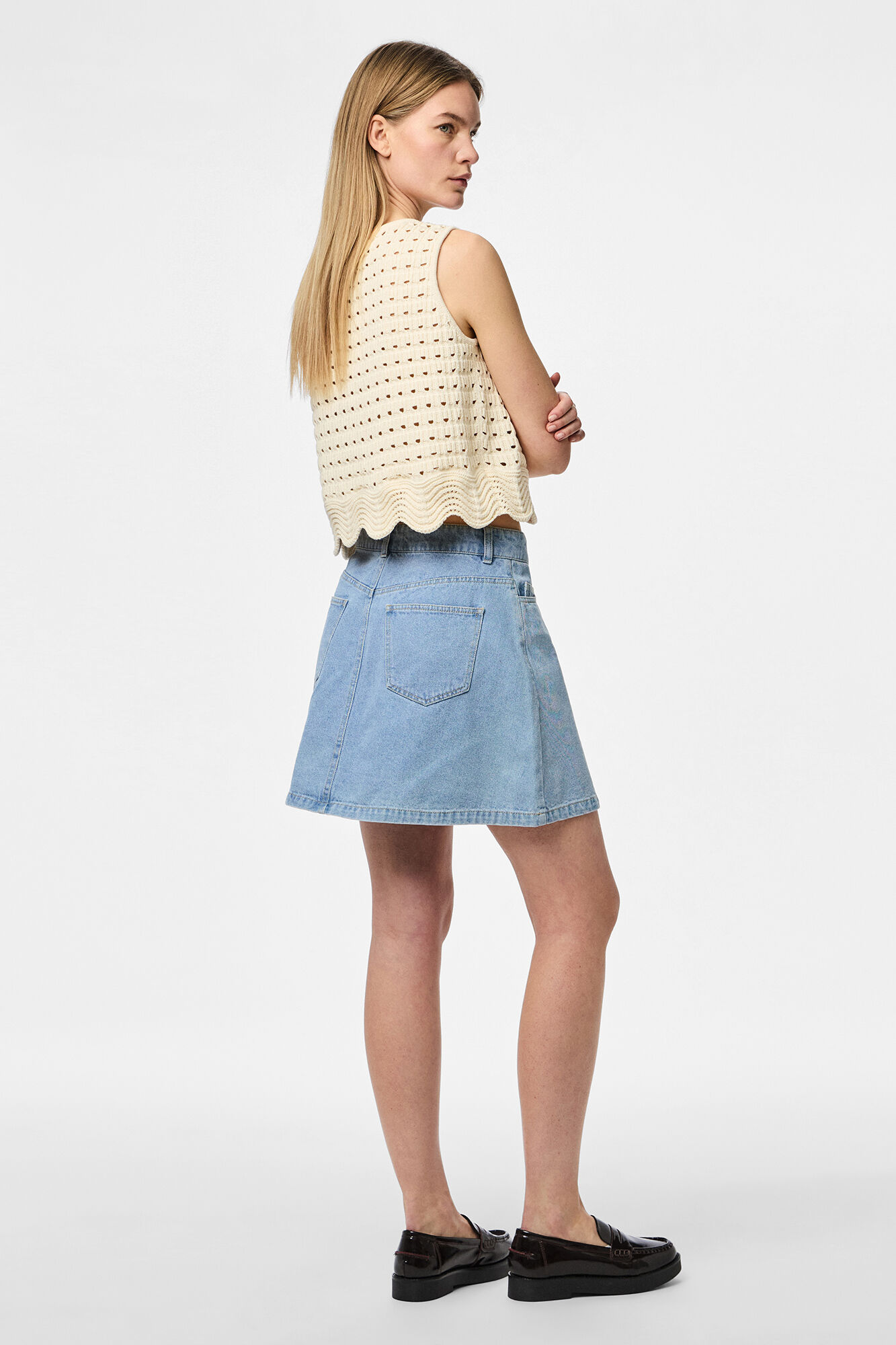 Pieces Falda vaquera corta