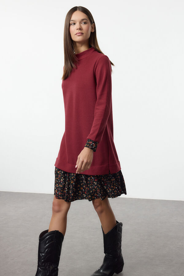 Trendyol Vestido con cuello alto burdeos
