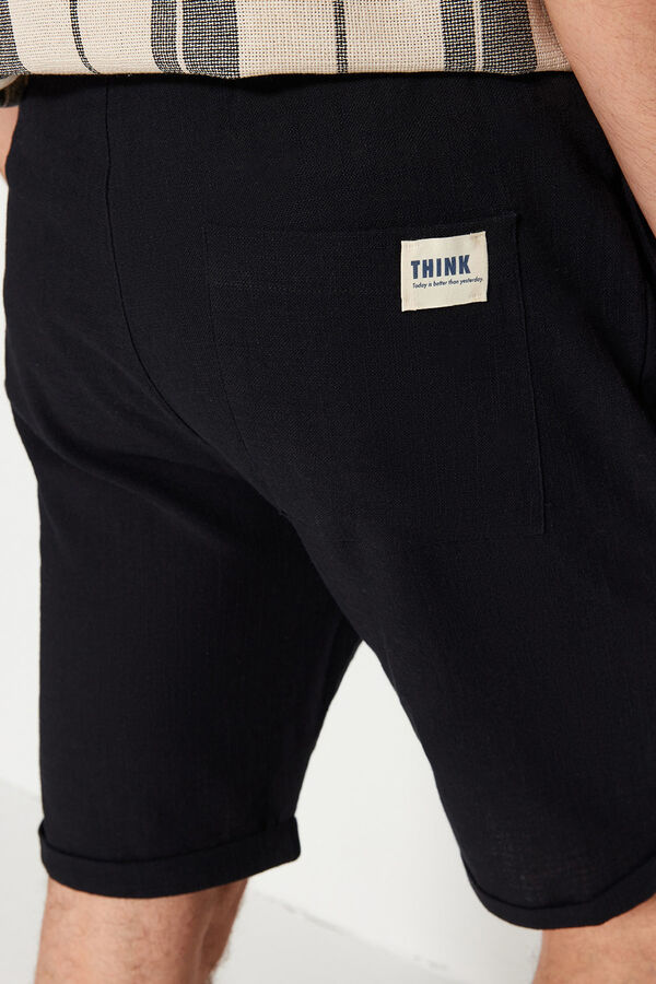 Trendyol Bermudas con cord&oacute;n negro