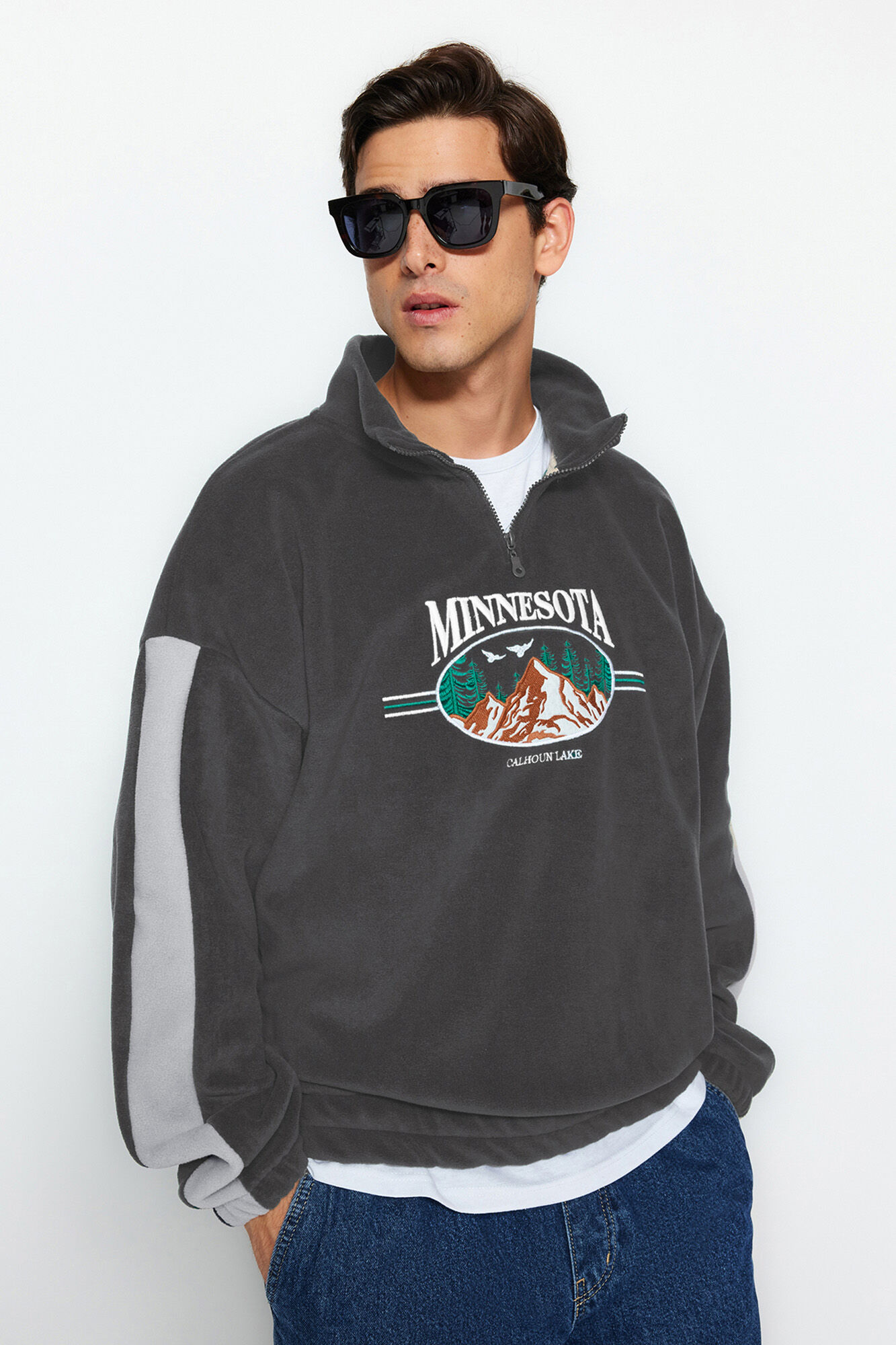 Trendyol Sudadera polar con cremallera