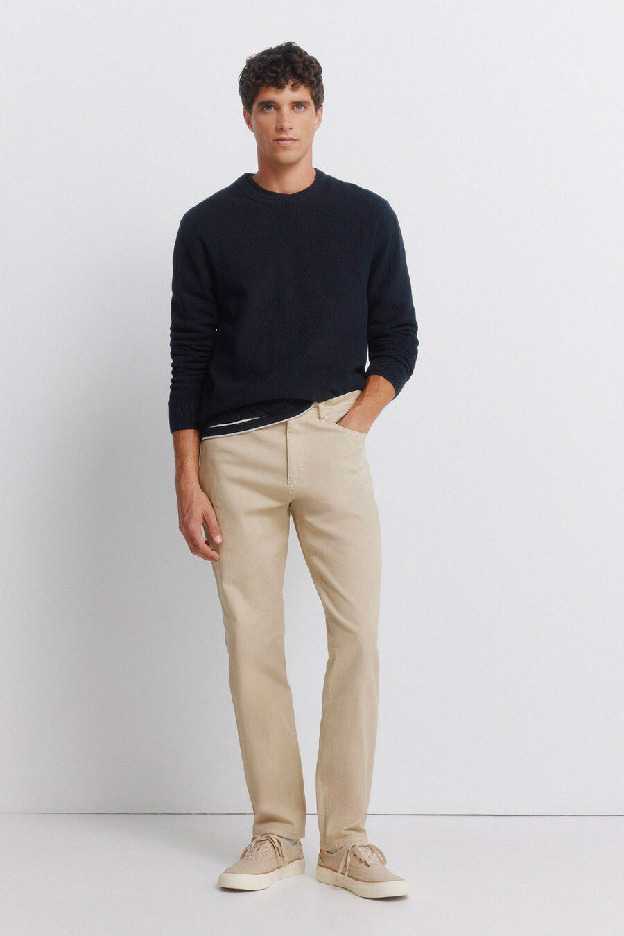 Pantalón 5 bolsillos lavado slim fit