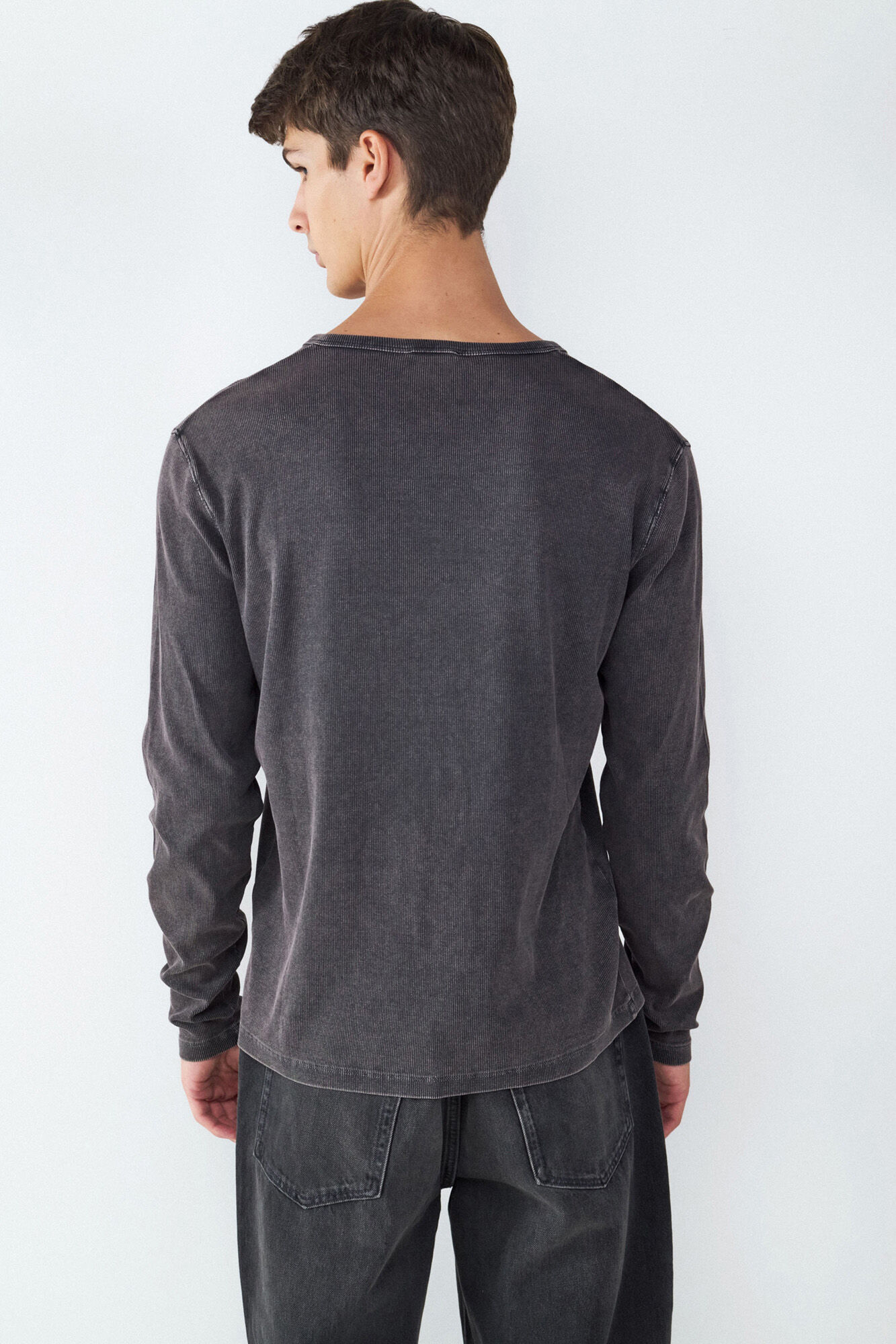 Balmohk long sleeve neck T-shirt with a washed effect