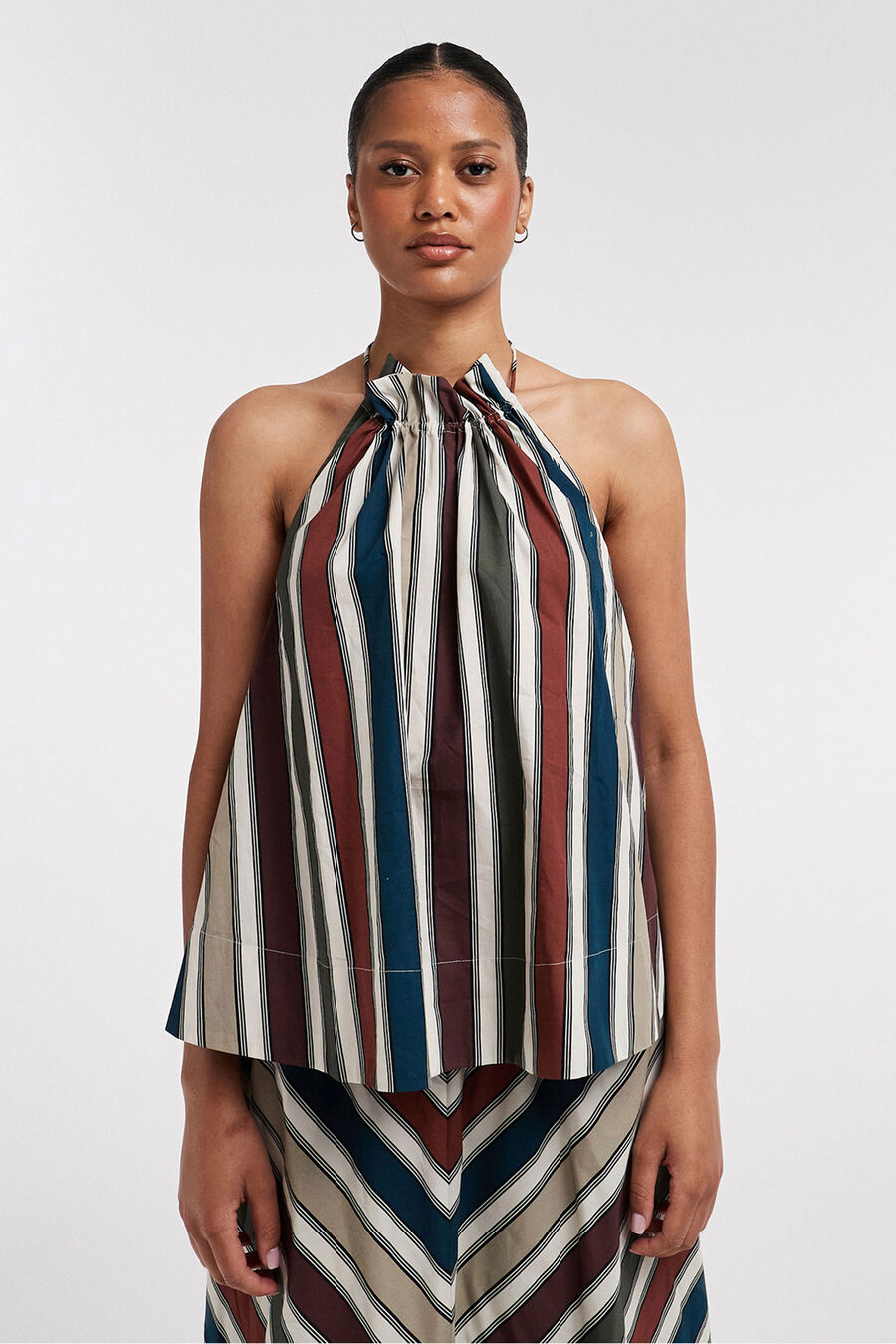 Top halter estampado