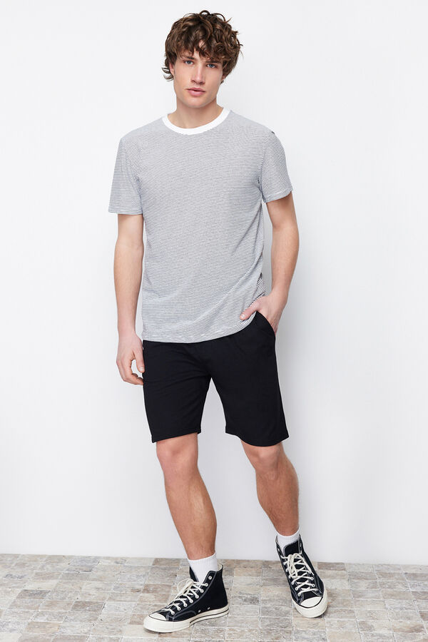 Trendyol Jogger Bermuda shorts black