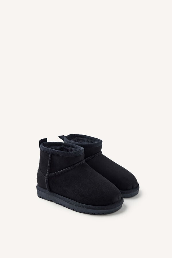 Gioseppo Australian boots with lining black
