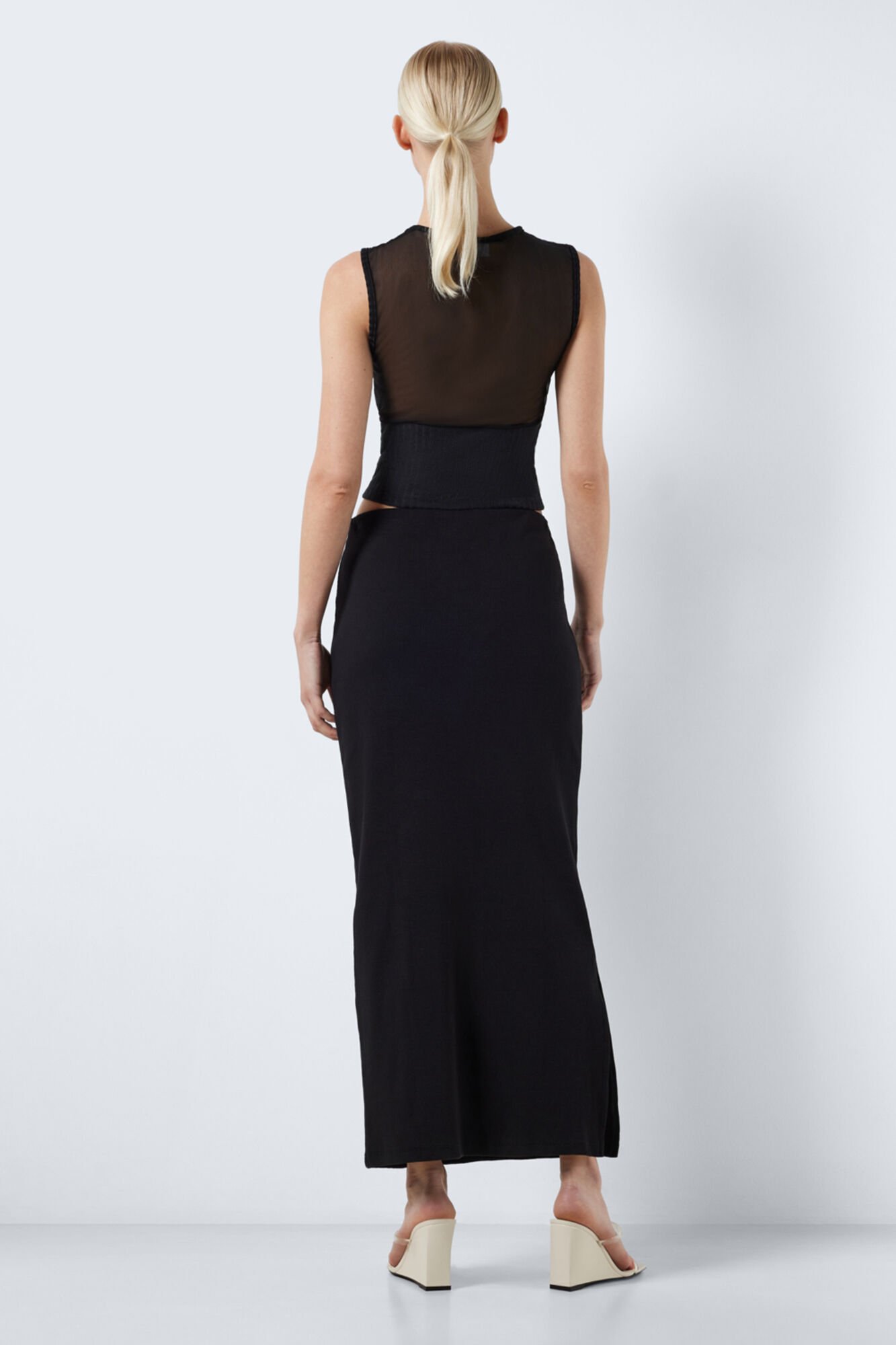 Noisy May Falda larga al cuerpo