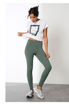 Only Play Legging cintura alta y bolsillo lateral.