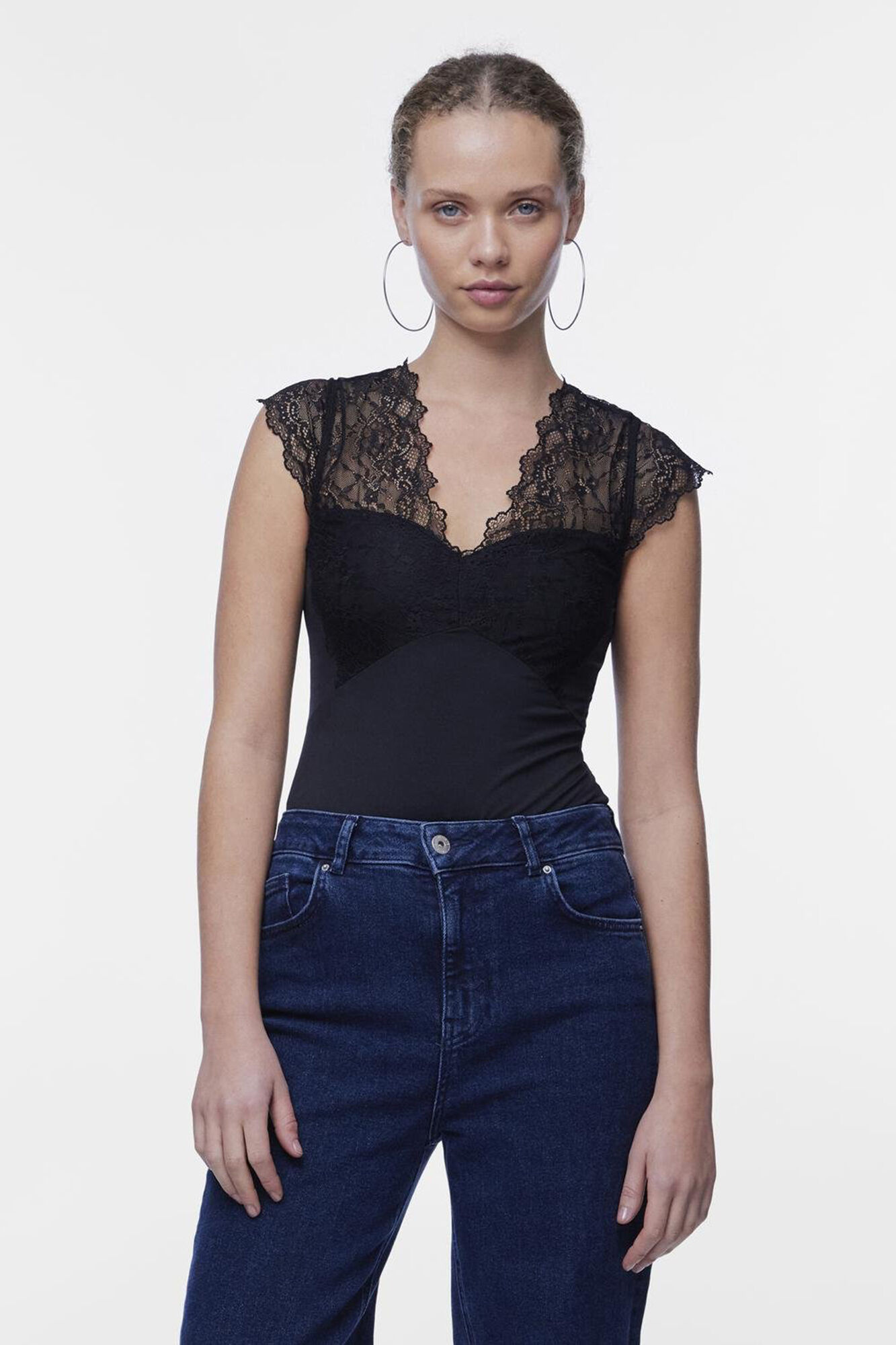 Pieces Body stretch com renda