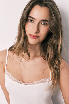 Women'secret Bela pletena super mekana majica sa bretelama