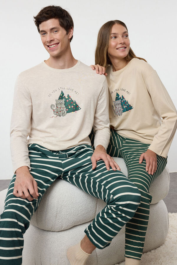 Trendyol Pijama rayas navide&ntilde;o&nbsp; beige