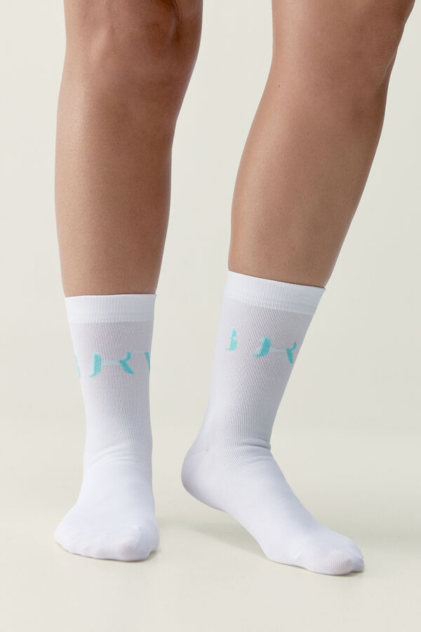 Born Living Yoga White/green socks ACARI white
