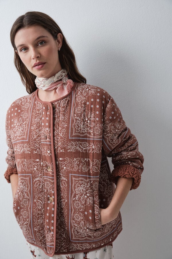 Women'secret Kratki kućni ogrtač sa bandana printom Braon