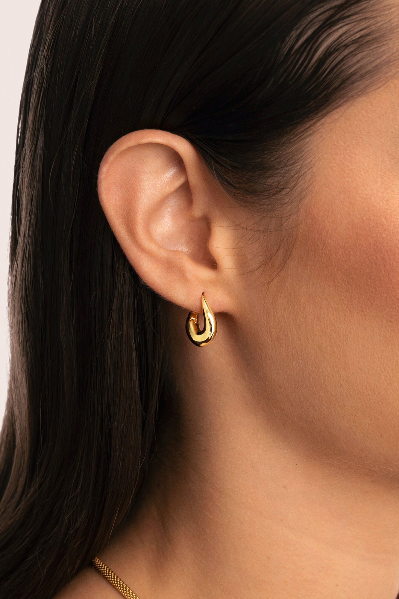 Singularu Pendientes Organicos Twist Ba&ntilde;o Oro