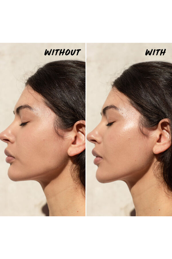 Freshly Cosmetics Natural Glowy Highlighter white