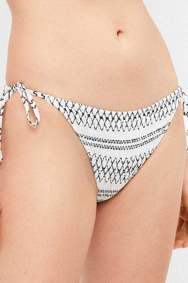 Gisela Braga bikini tiras blanco