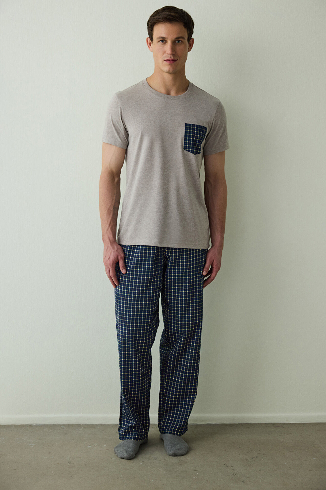 Penti Conjunto de pijama de algod&atilde;o de manga cal&ccedil;&otilde;es com estampa de slogan ocidental masculino