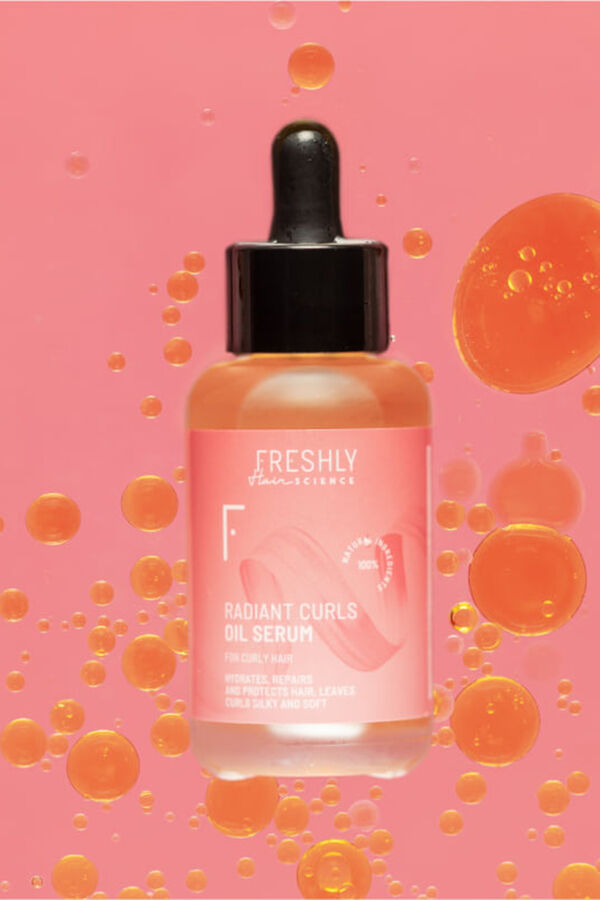 Freshly Cosmetics Radiant Curls Oil Serum  blanc