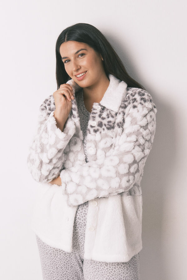 Women'secret Kratki ogrtač od jagnjećeg krzna u trobojnim životinjskim printom Bež