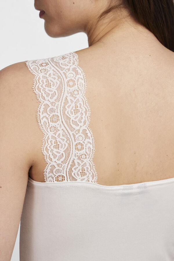 Pieces Top with lace detail blanc