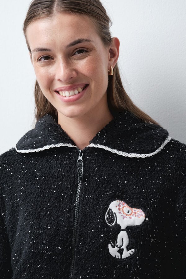 Women'secret Crni kratki kućni ogrtač od ve&scaron;tačkog jagnjećeg krzna Snoopy Crna