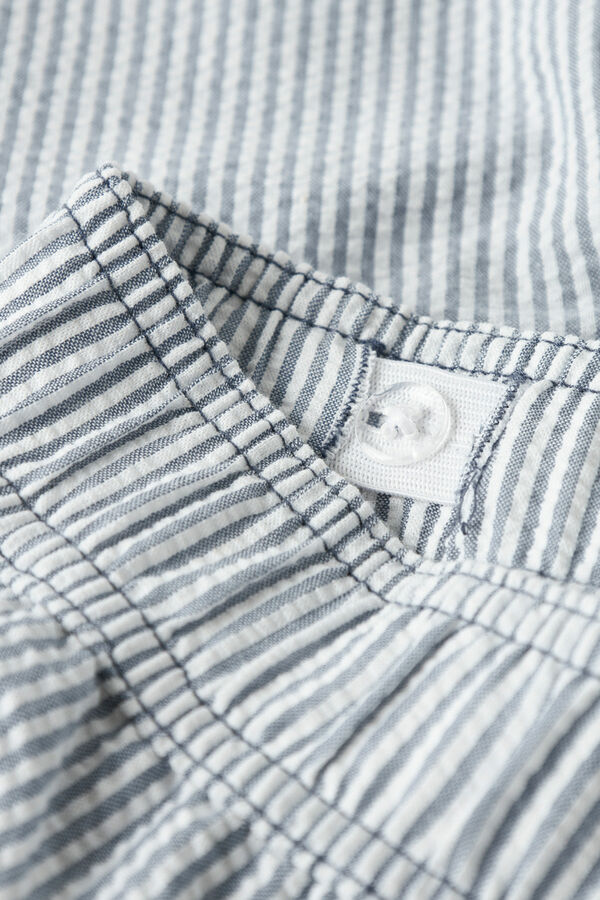 Name it Ba&ntilde;ador de ni&ntilde;o de rayas azul