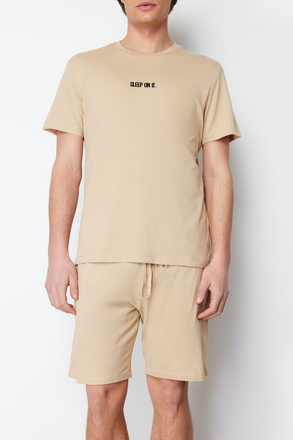 Trendyol Conjunto de pijama corto liso beige