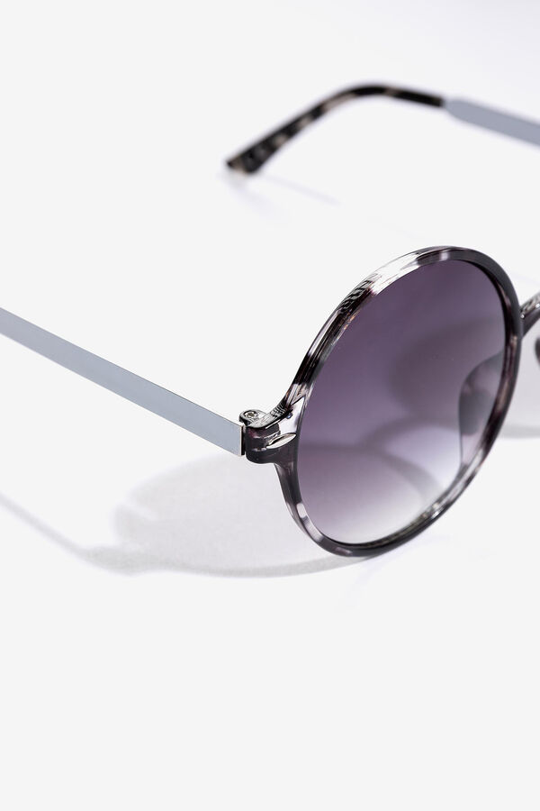 Vilanova Round sunglasses black