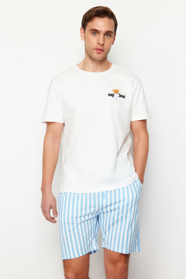 Trendyol Conjunto de pijama corto rayas marfil