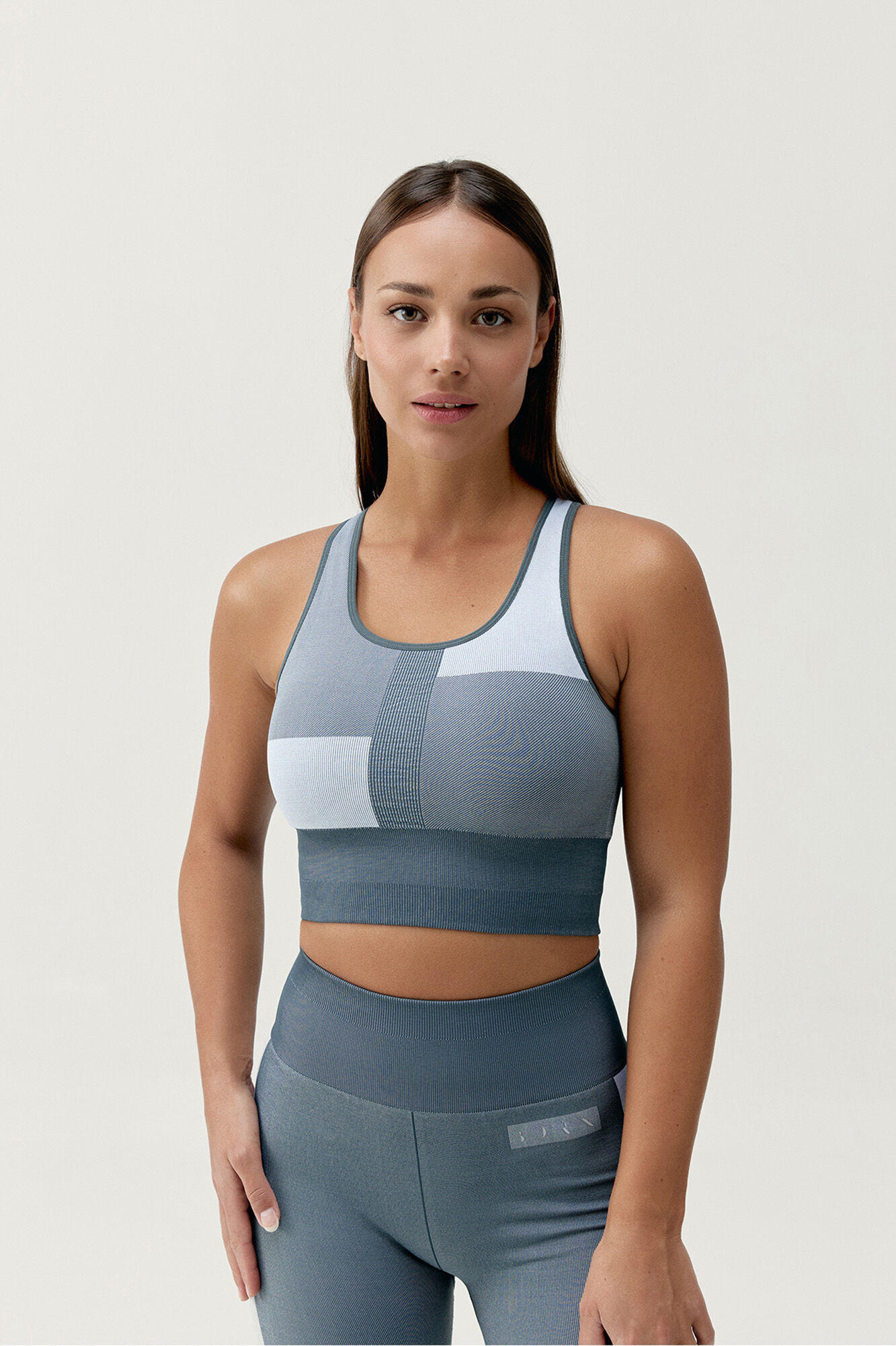 Born Living Yoga Sujetador top deportivo Athena gris/blanco&nbsp;