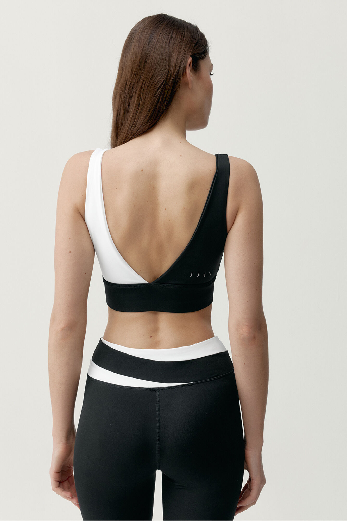 Born Living Yoga Top deportivo Kate negro/blanco
