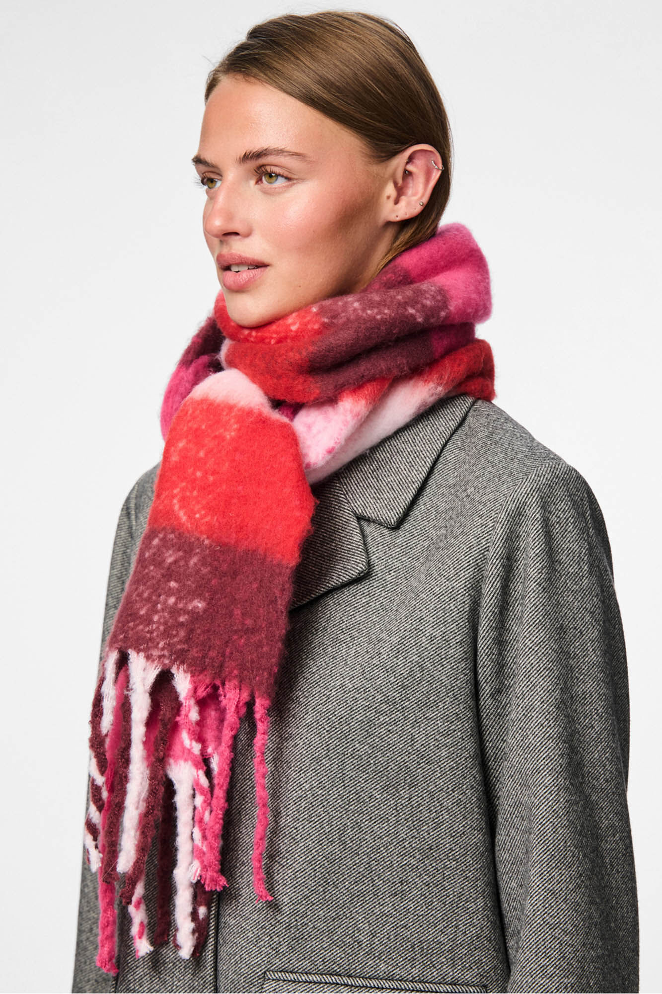 Pieces Cachecol b&aacute;sico com franjas