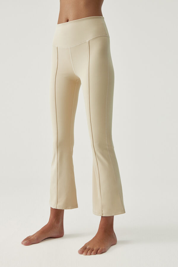 Born Living Yoga Legging Jin Flare Oat Milk  brown