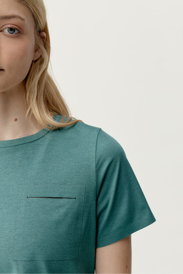 Born Living Yoga Green sports T-shirt Rosella beige