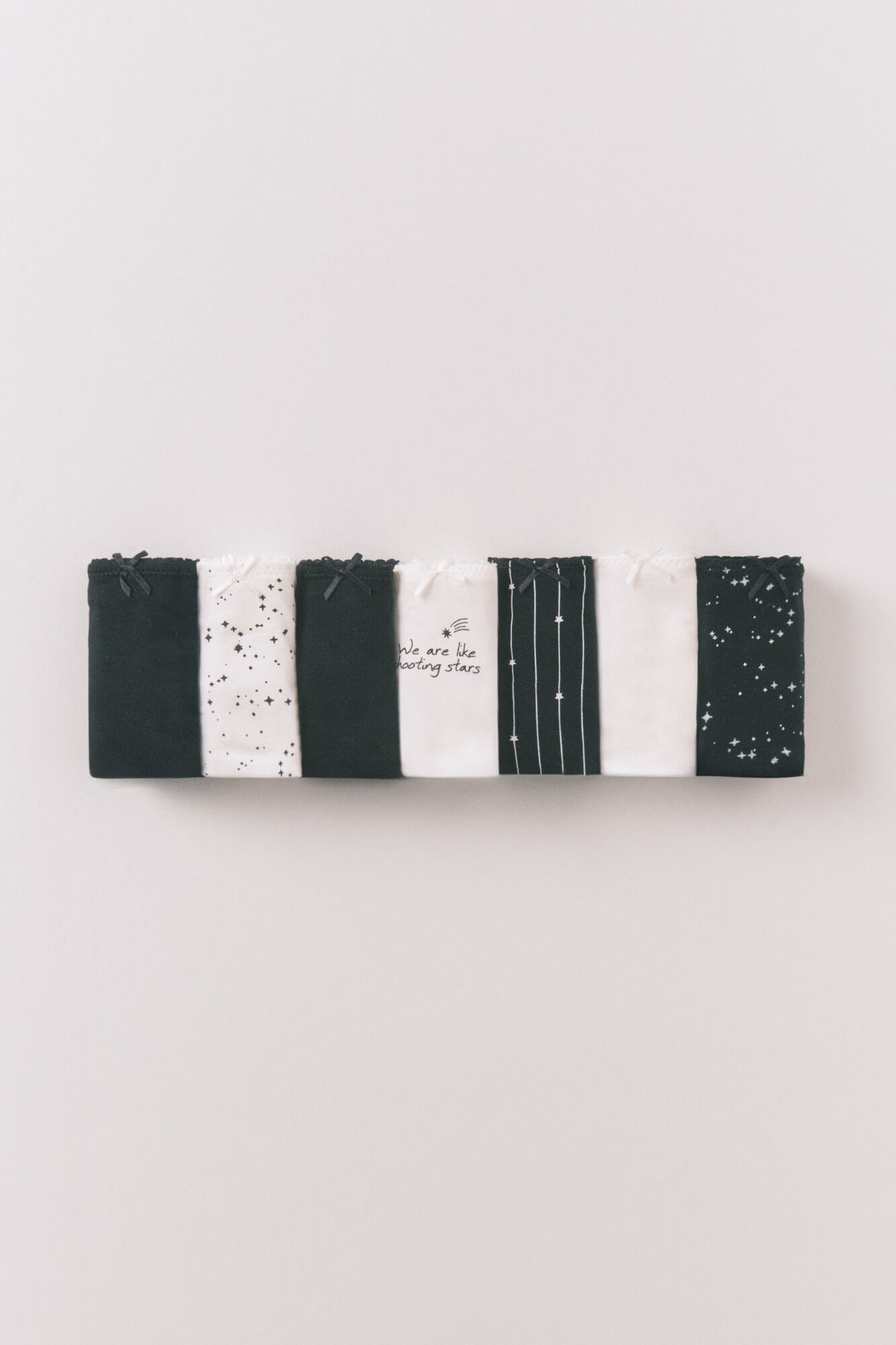 Women'secret Pakovanje 7 crno-belih printanih pamučnih klasičnih gaćica