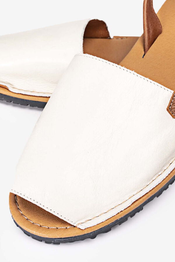 Popa Menorquina George Bay blanco blanc