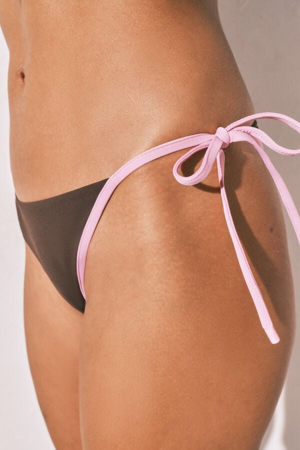 Women'secret Braon donji deo bikinija sa kontrastnim trakama Braon