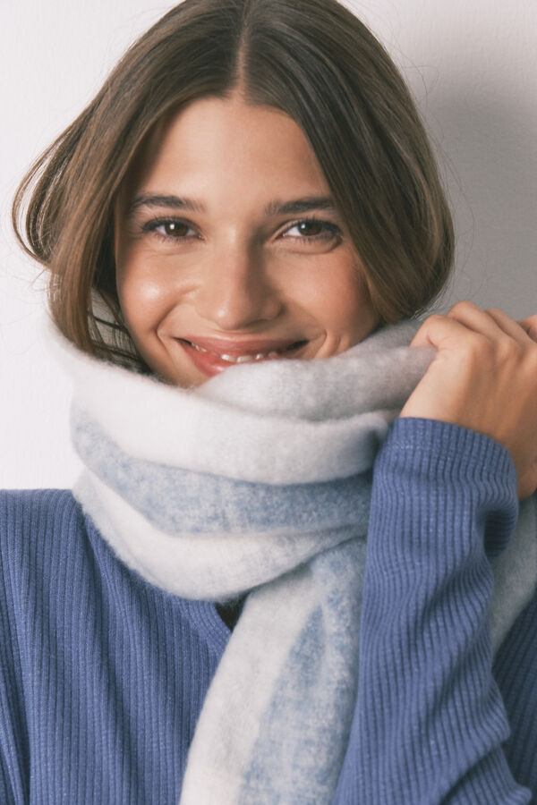 Women'secret Bufanda efecto lana cuadros azul y blanco  estampado