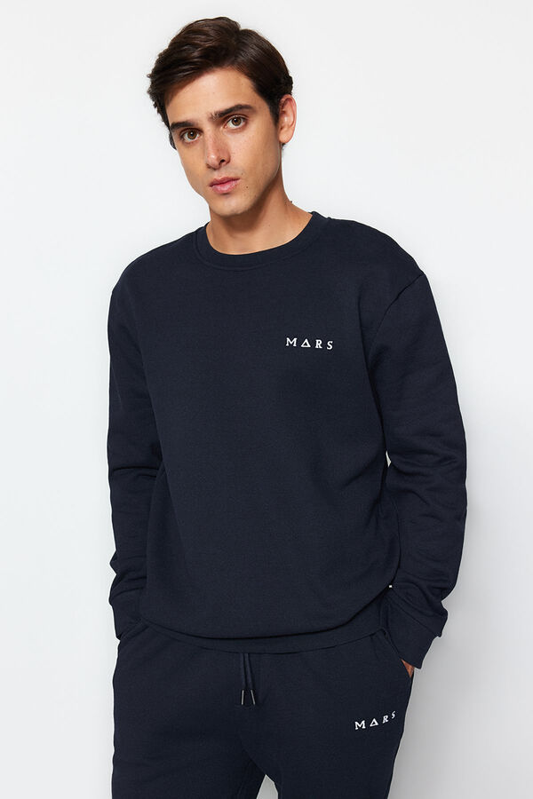 Trendyol Conjunto de pijama azul marinho de corte regular com bordado  azul