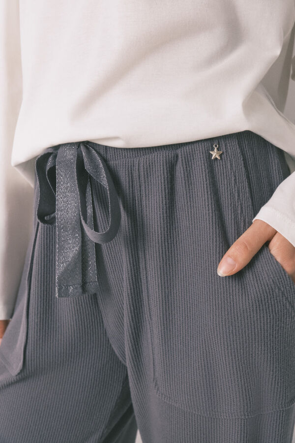 Women'secret Duge meke teksturirane sive flis pantalone Siva