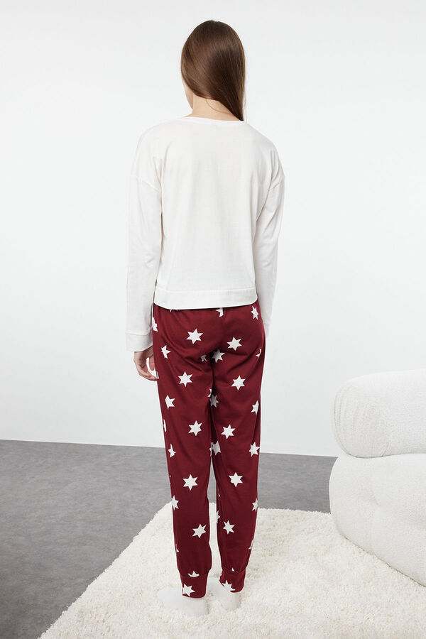 Trendyol Conjunto de pijama estrellas blanco y rojo&nbsp;&nbsp; burdeos