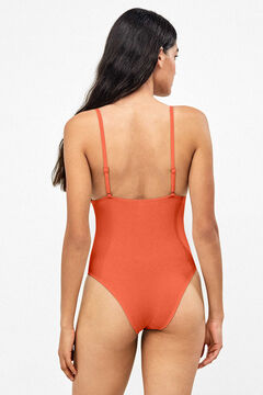 Gisela Ba&ntilde;ador triangular foam extraible