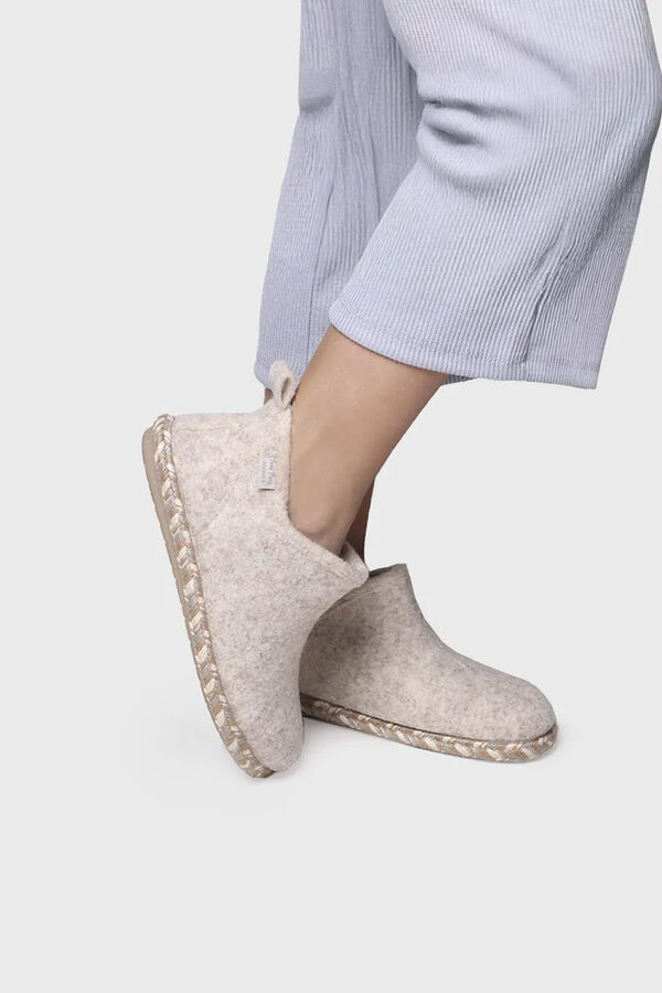 Toni Pons Zapatilla Abotinada Para Mujer  En Fieltro beige
