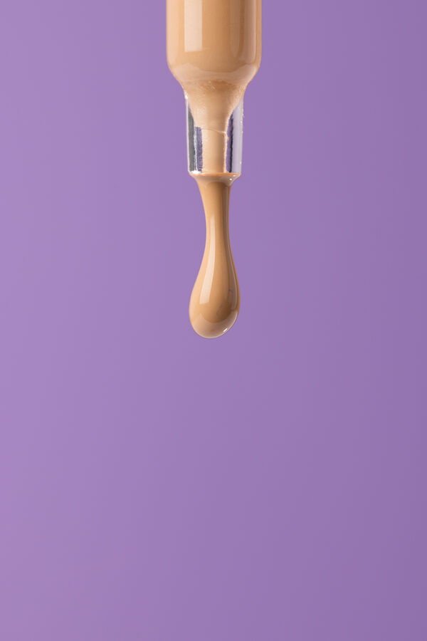 Freshly Cosmetics S&eacute;rum con color y protecci&oacute;n SPF 30 gris