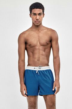 Gisela Ba&ntilde;ador hombre liso