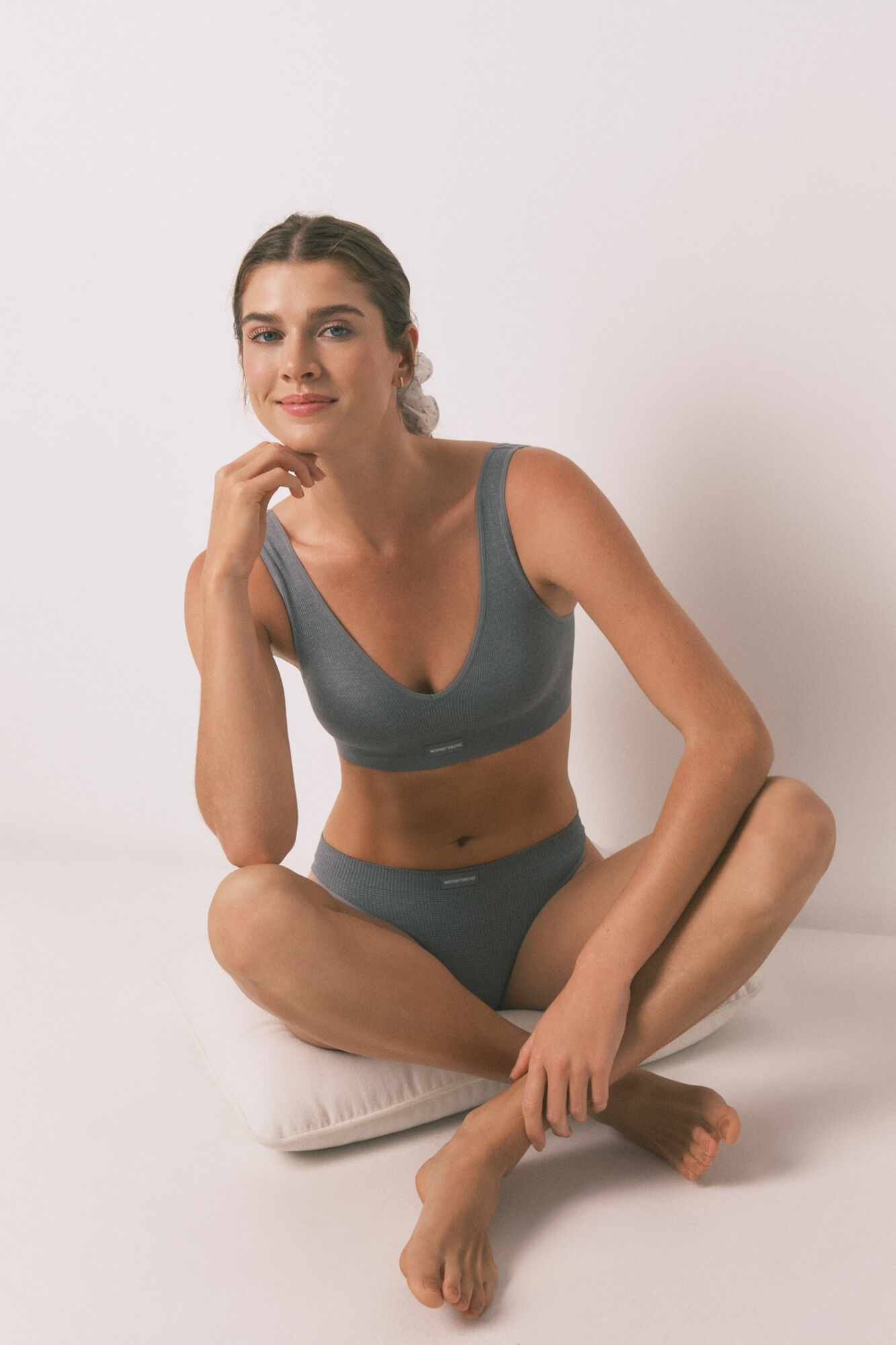 Women'secret PREDIVAN svetlo sivi rebrasti bez &scaron;avova top