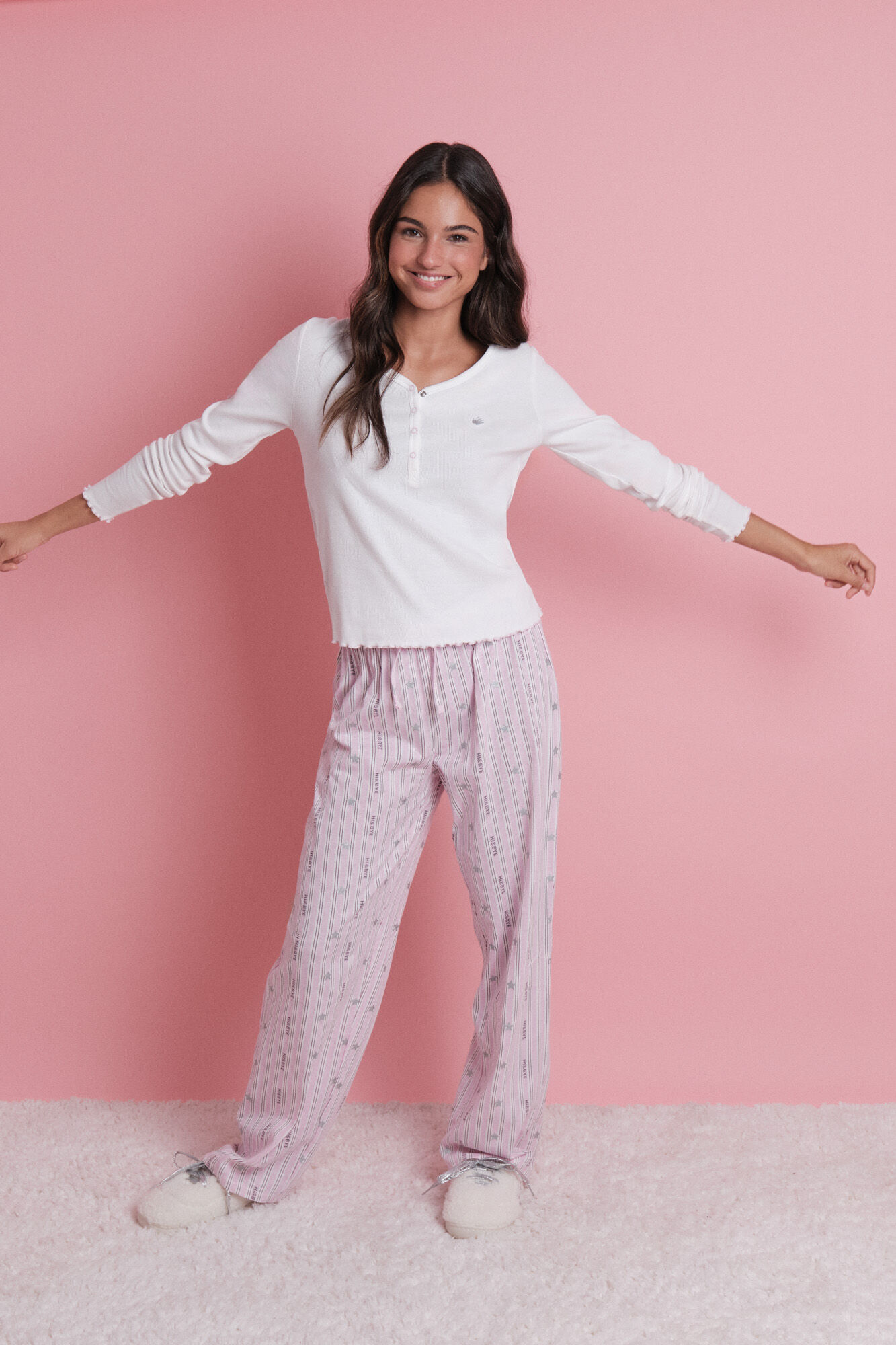 HI&BYE Duga pidžama sa belim pruge i logo 