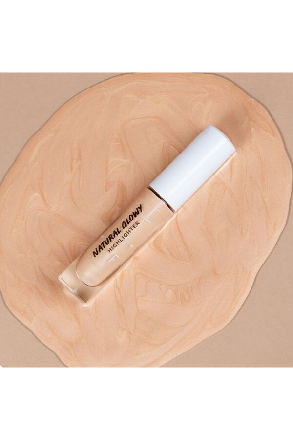 Freshly Cosmetics Natural Glowy Highlighter white
