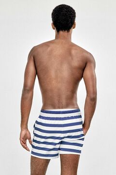 Gisela Ba&ntilde;ador hombre estampado marinero