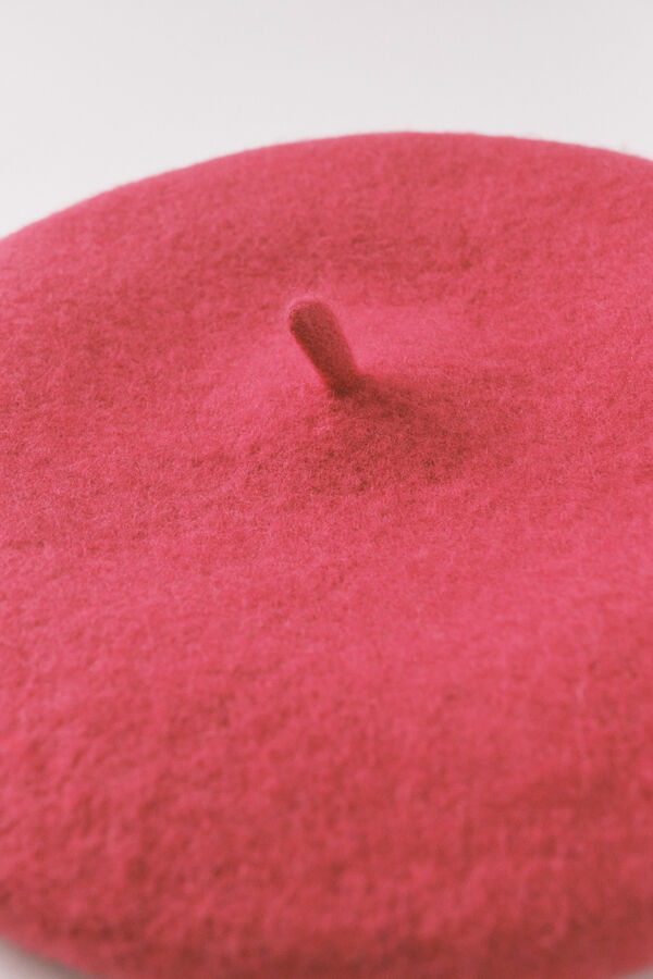 Women'secret Crvena kapa u stilu beretke Crvena