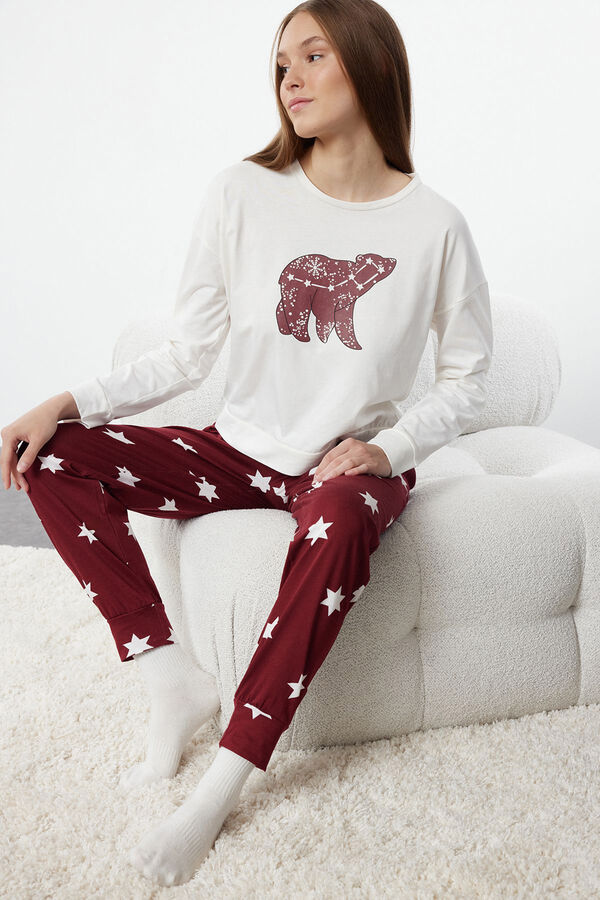 Trendyol Conjunto de pijama estrellas blanco y rojo&nbsp;&nbsp; burdeos